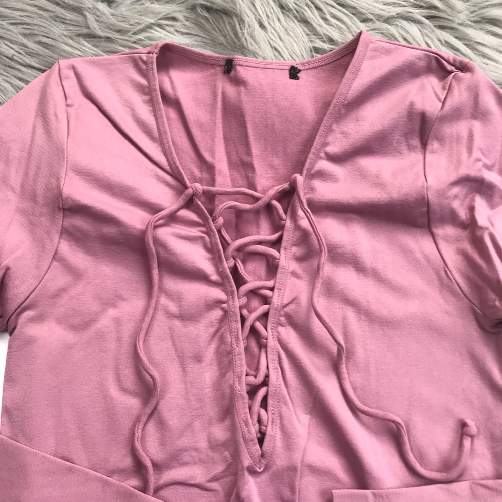 🚫 SOLD 🚫 Forever21 pink criss cross long sleeve - Picture 2 of 5